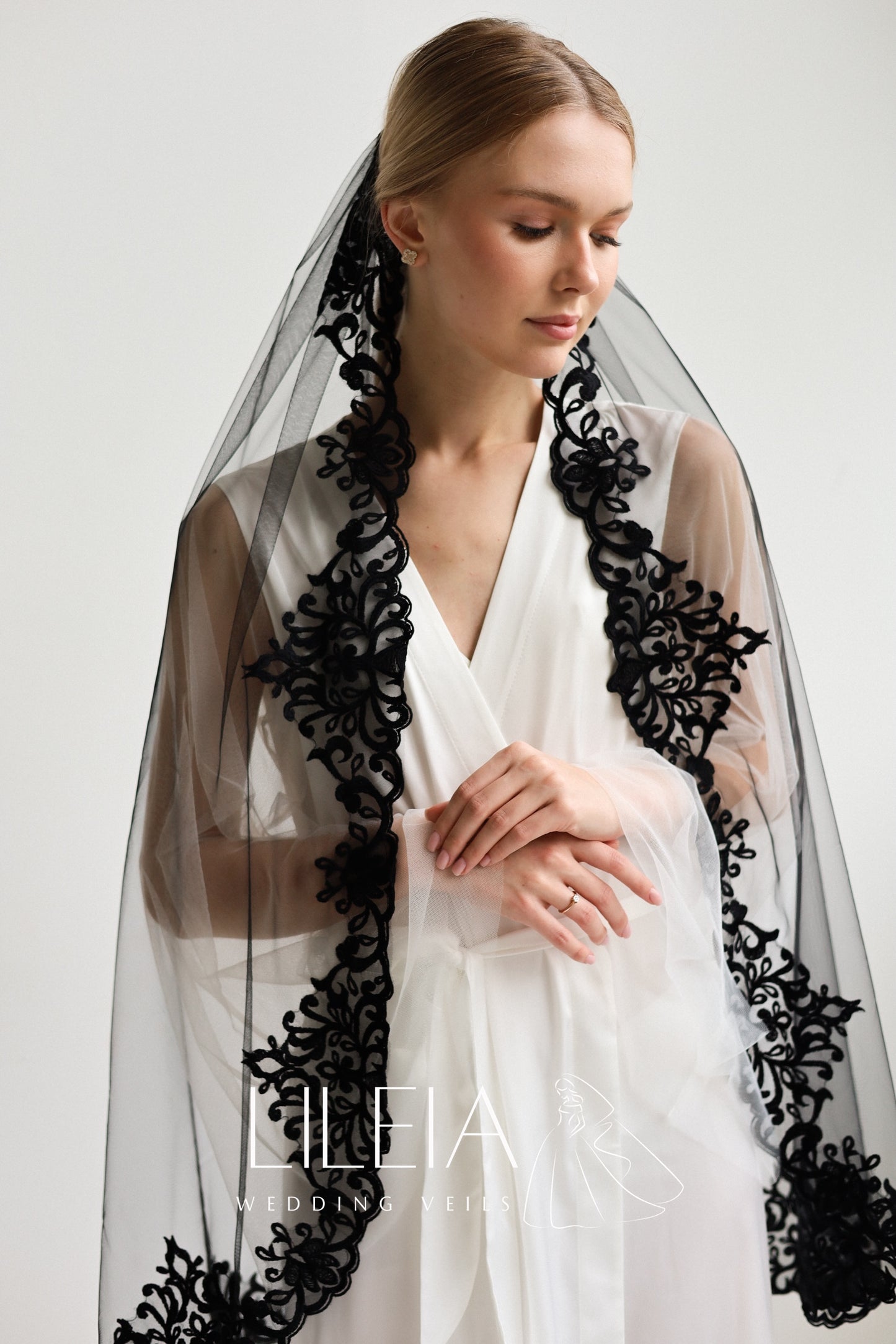 AMBER WEDDING VEIL