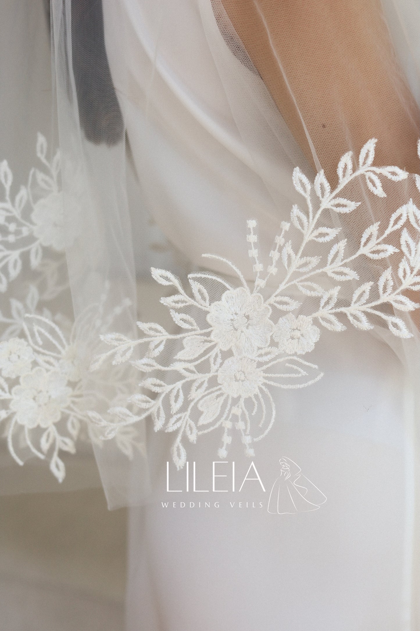 ELLA FLORAL VEIL