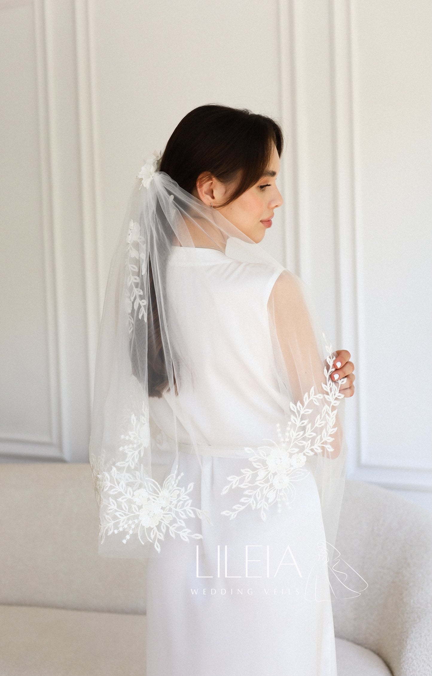 ELLA FLORAL VEIL