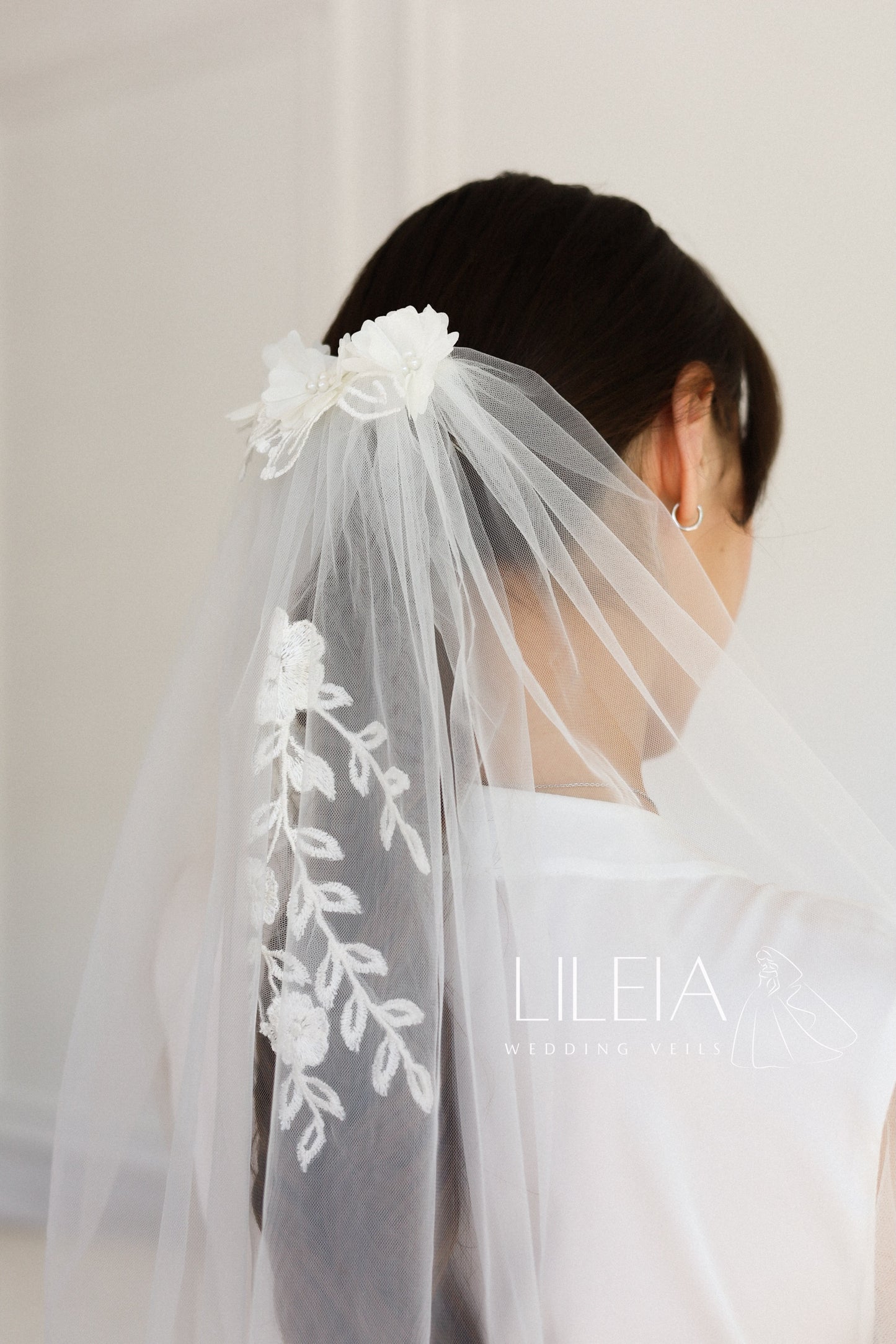 ELLA FLORAL VEIL