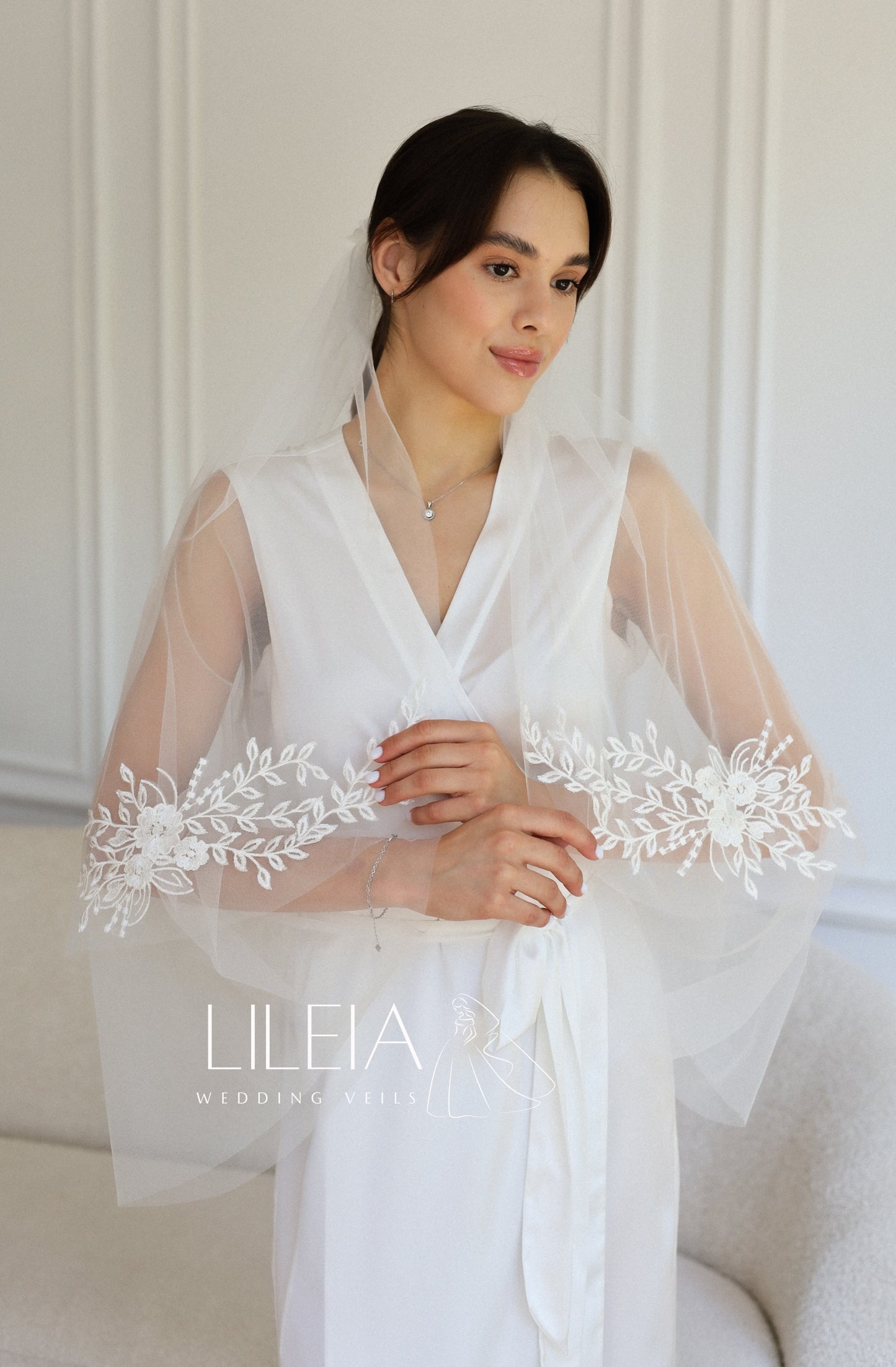 ELLA FLORAL VEIL