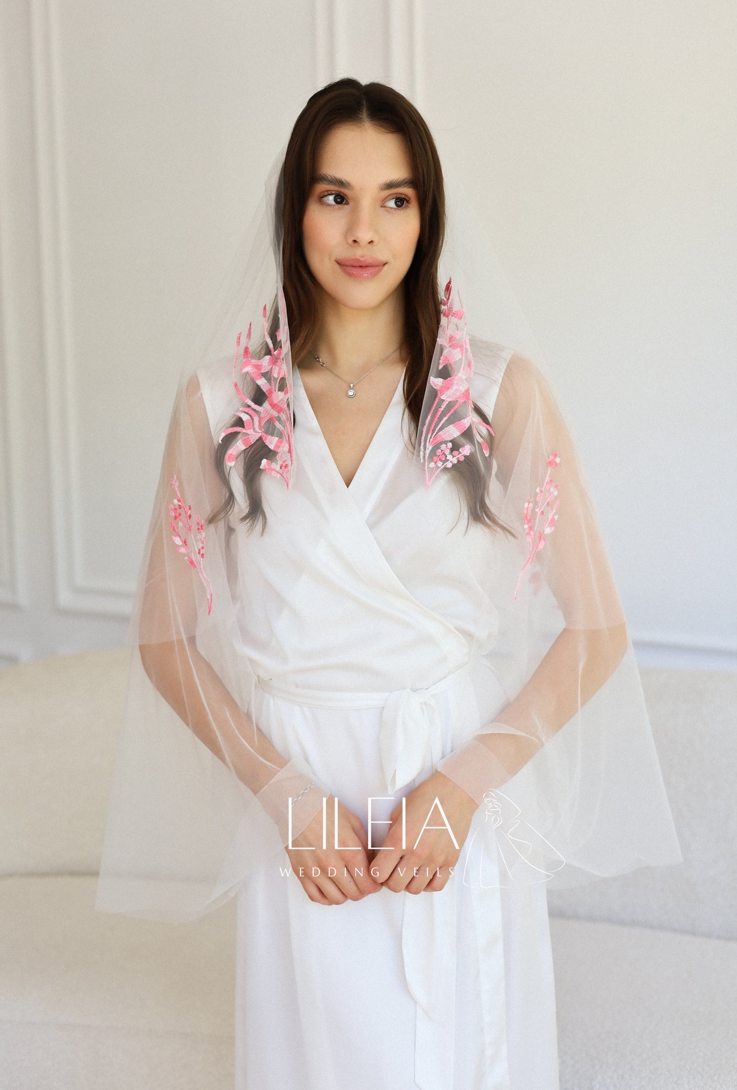 IVY FLORAL VEIL