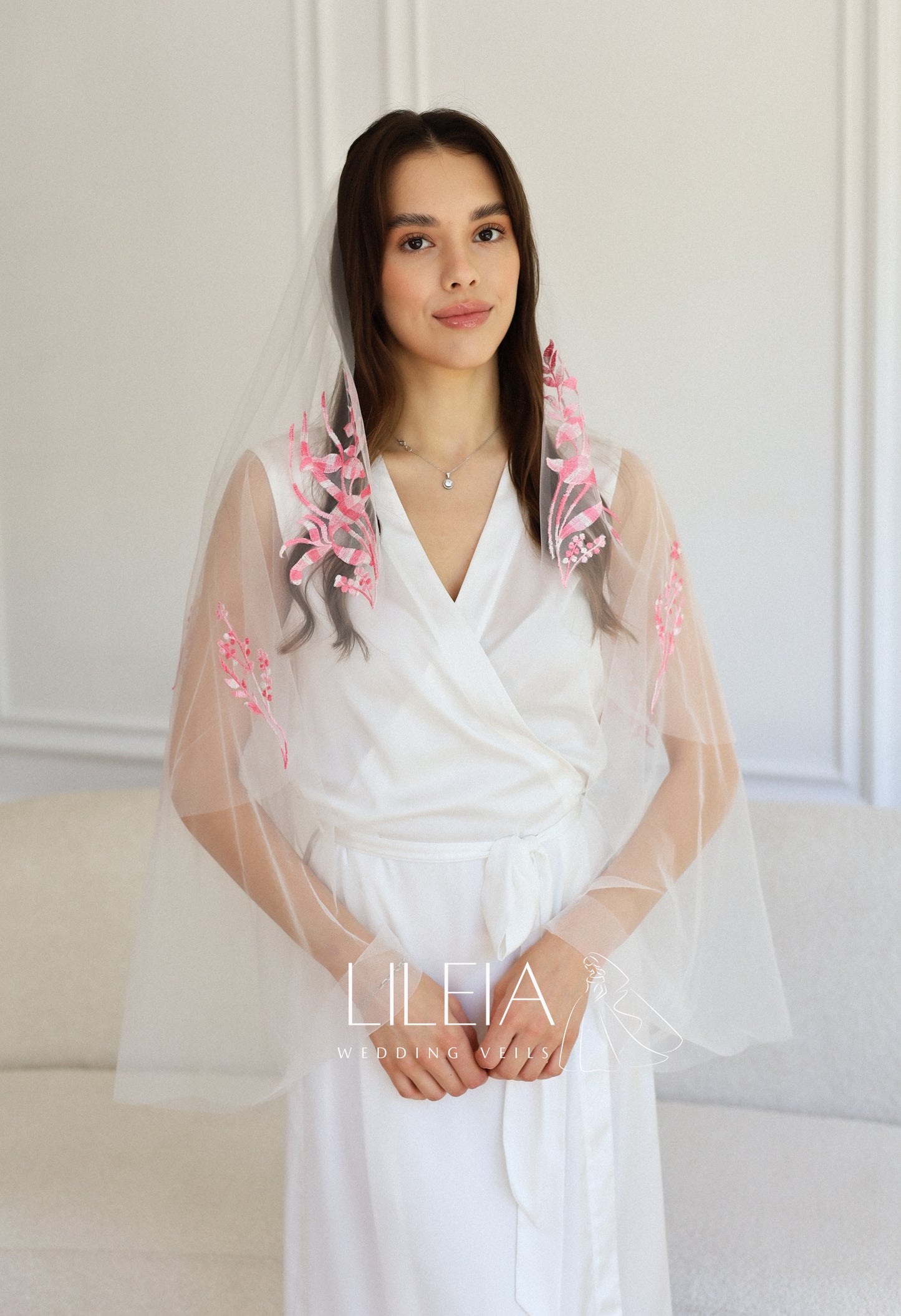 IVY FLORAL VEIL