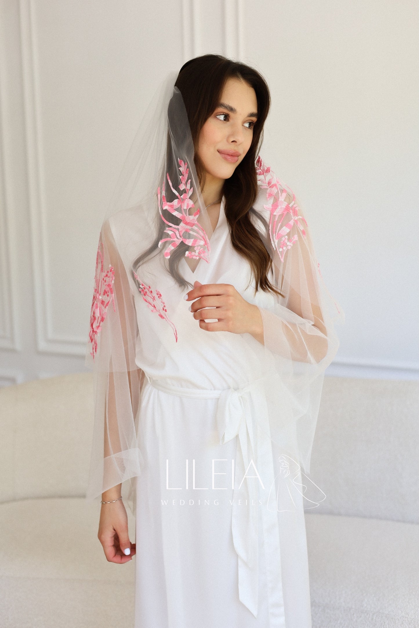 IVY FLORAL VEIL