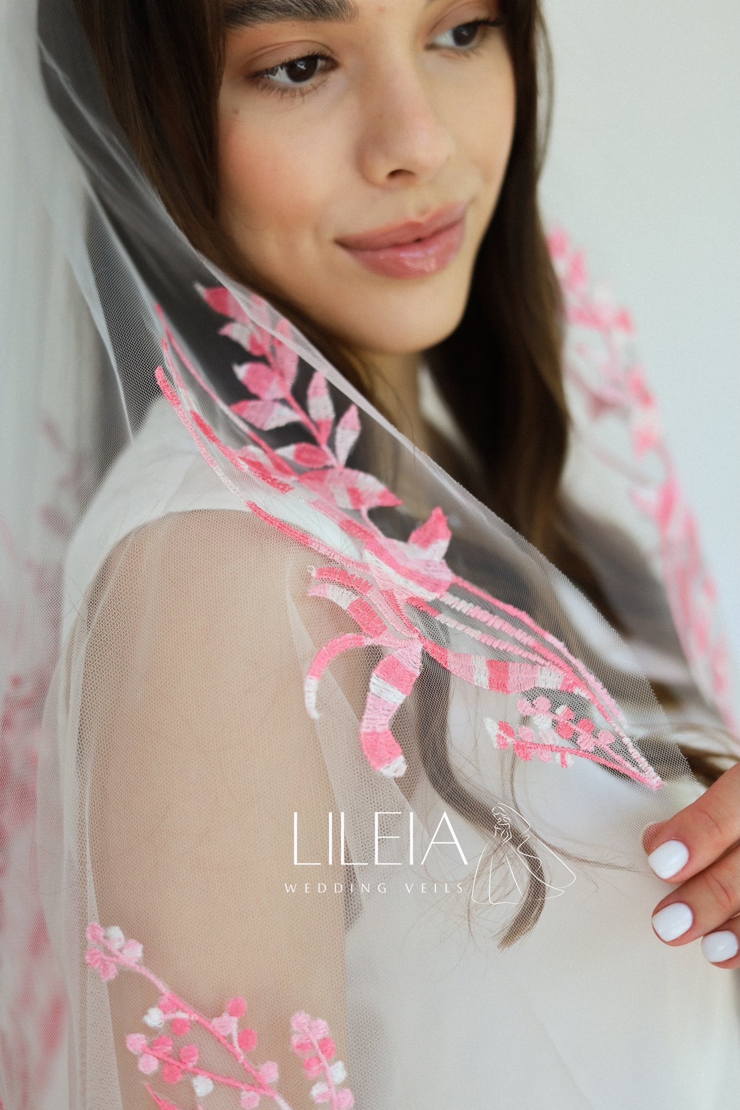 IVY FLORAL VEIL