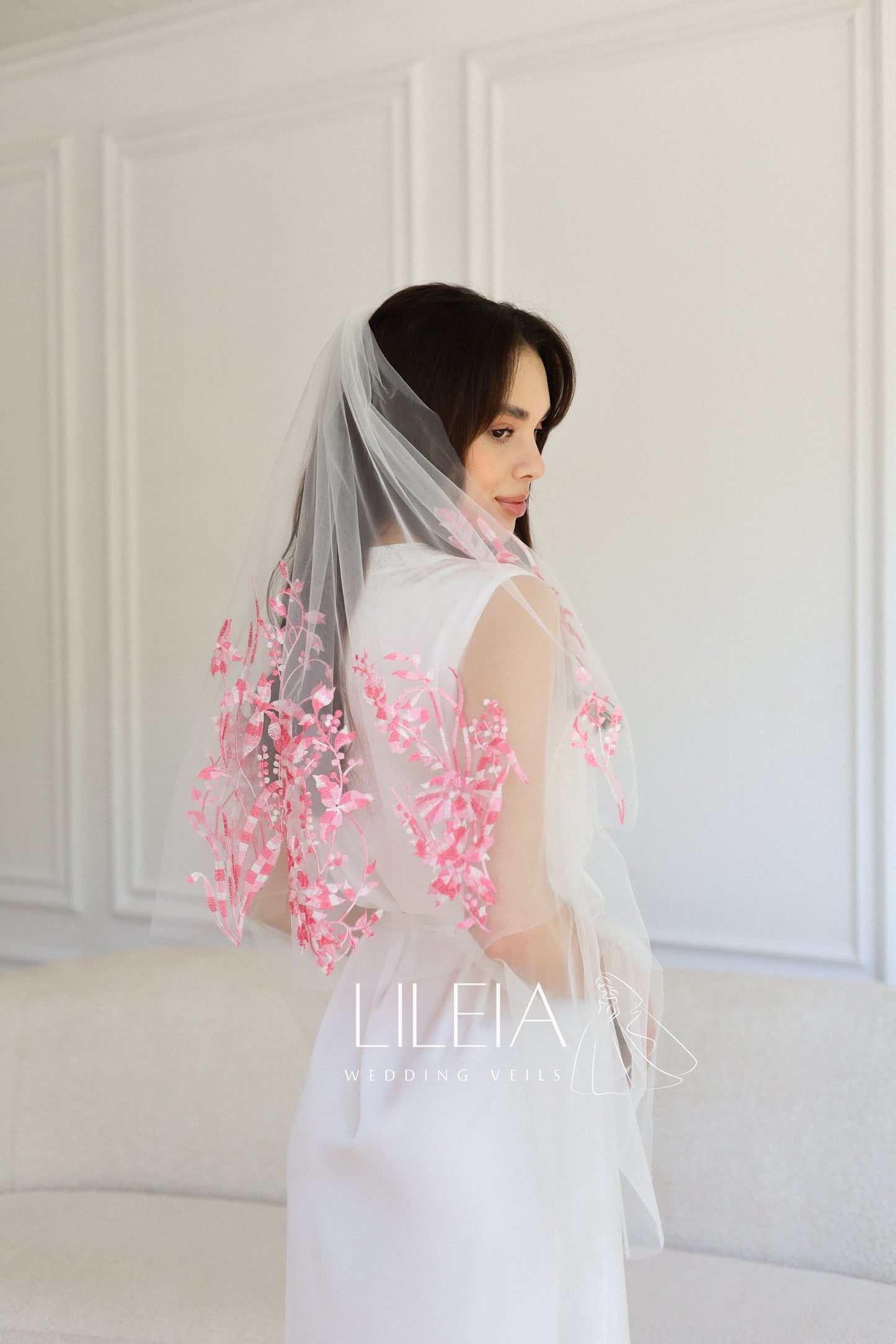 IVY FLORAL VEIL
