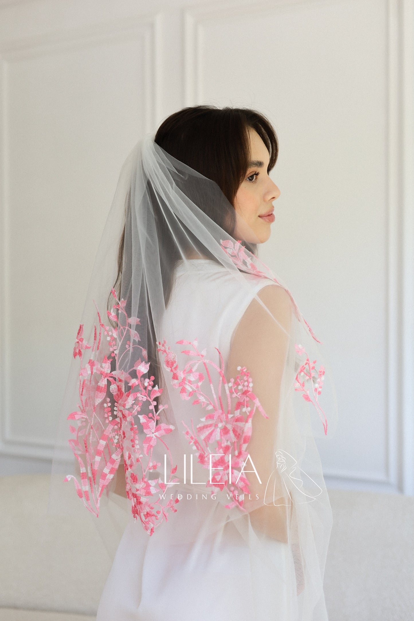 IVY FLORAL VEIL