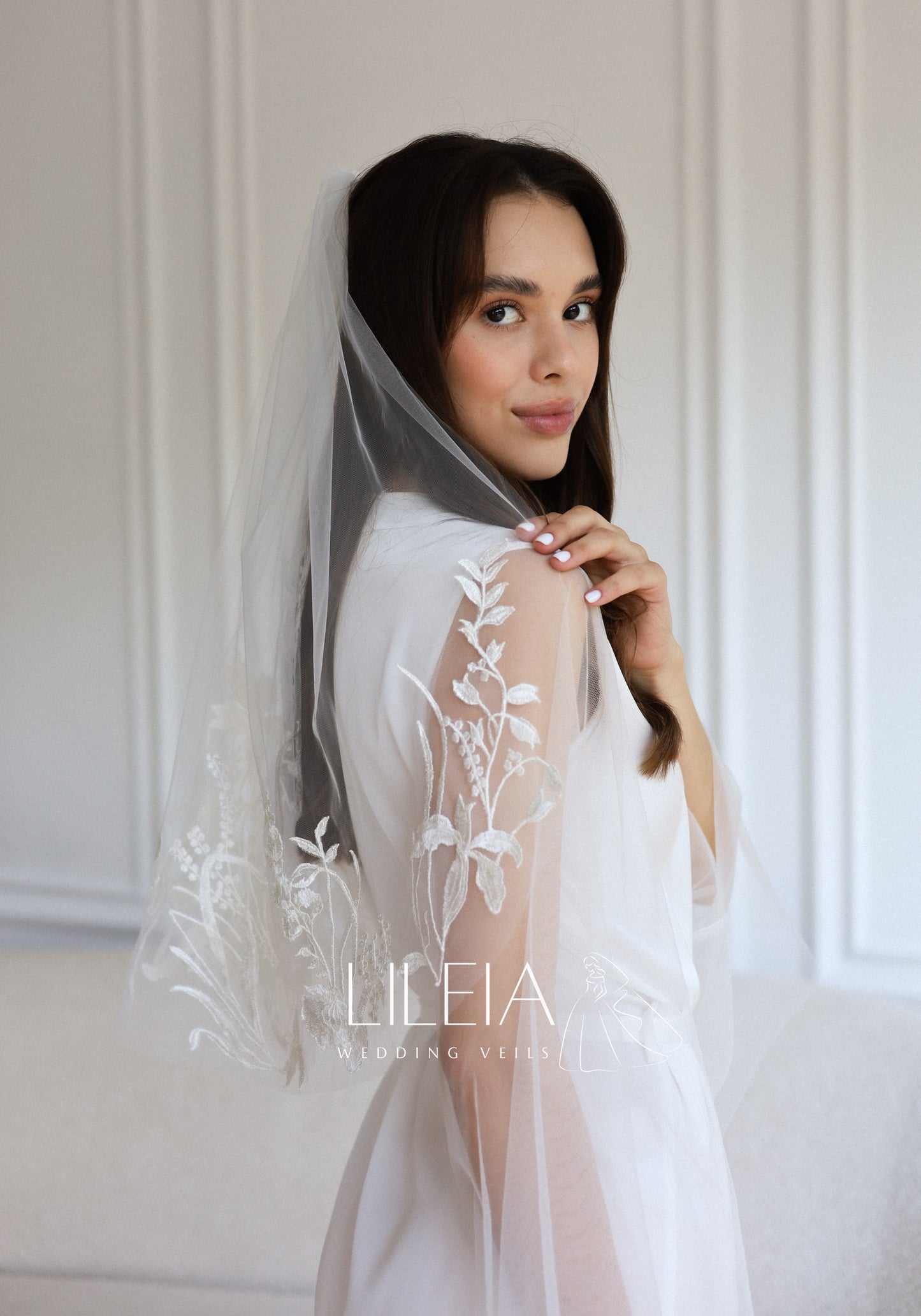 JULIA FLORAL VEIL