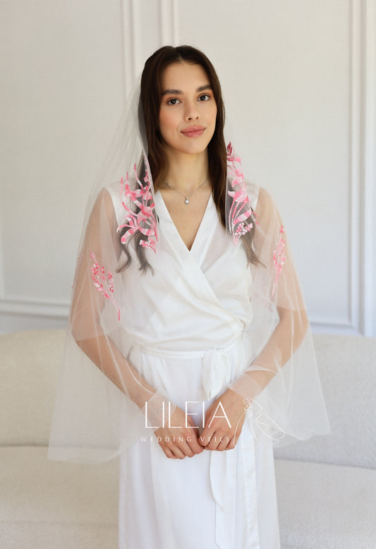 IVY FLORAL VEIL